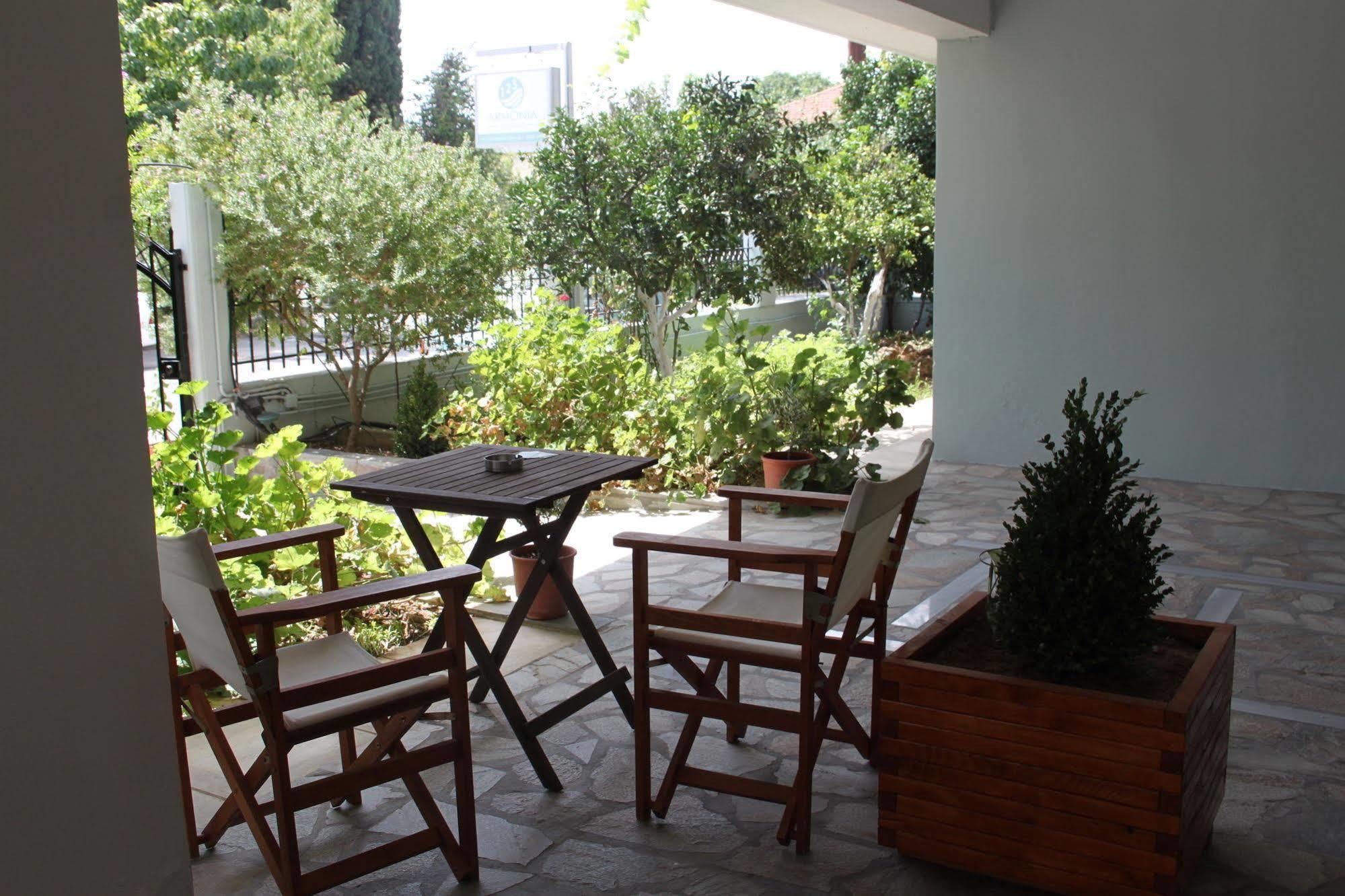 123 Armonia Studios Loutra Edipsou  Exterior foto